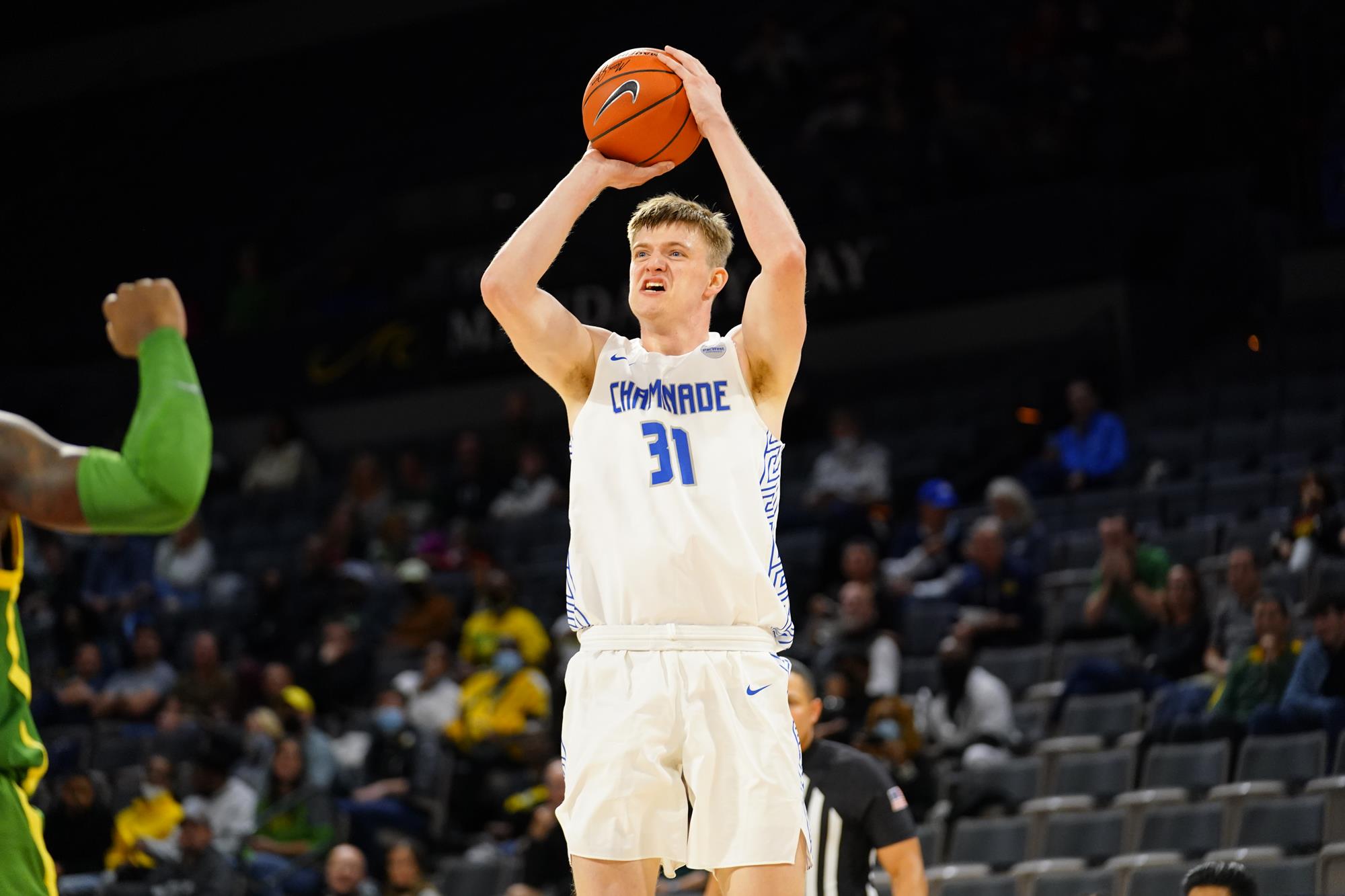 SMOYER LANZANDO A CANASTA 